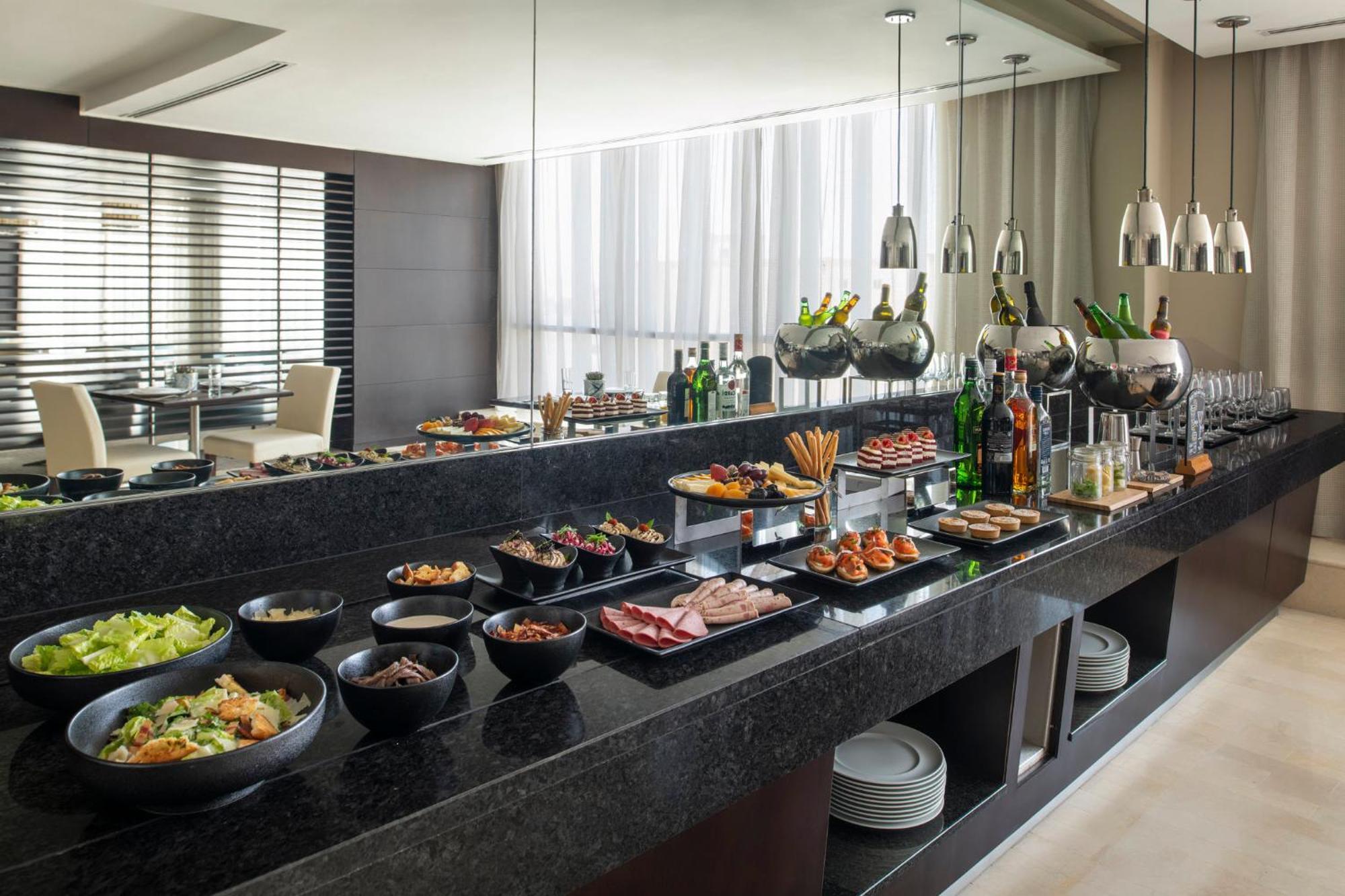 מלון Crowne Plaza Doha - The Business Park By Ihg מראה חיצוני תמונה